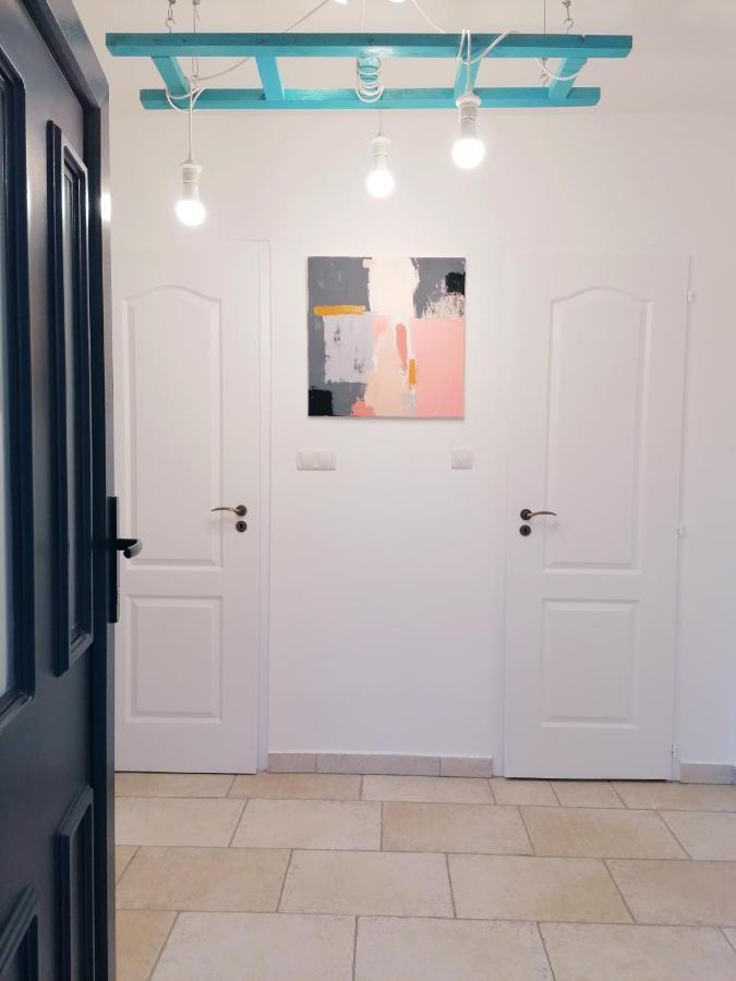 Jaszbereny Boutique Room Exterior foto